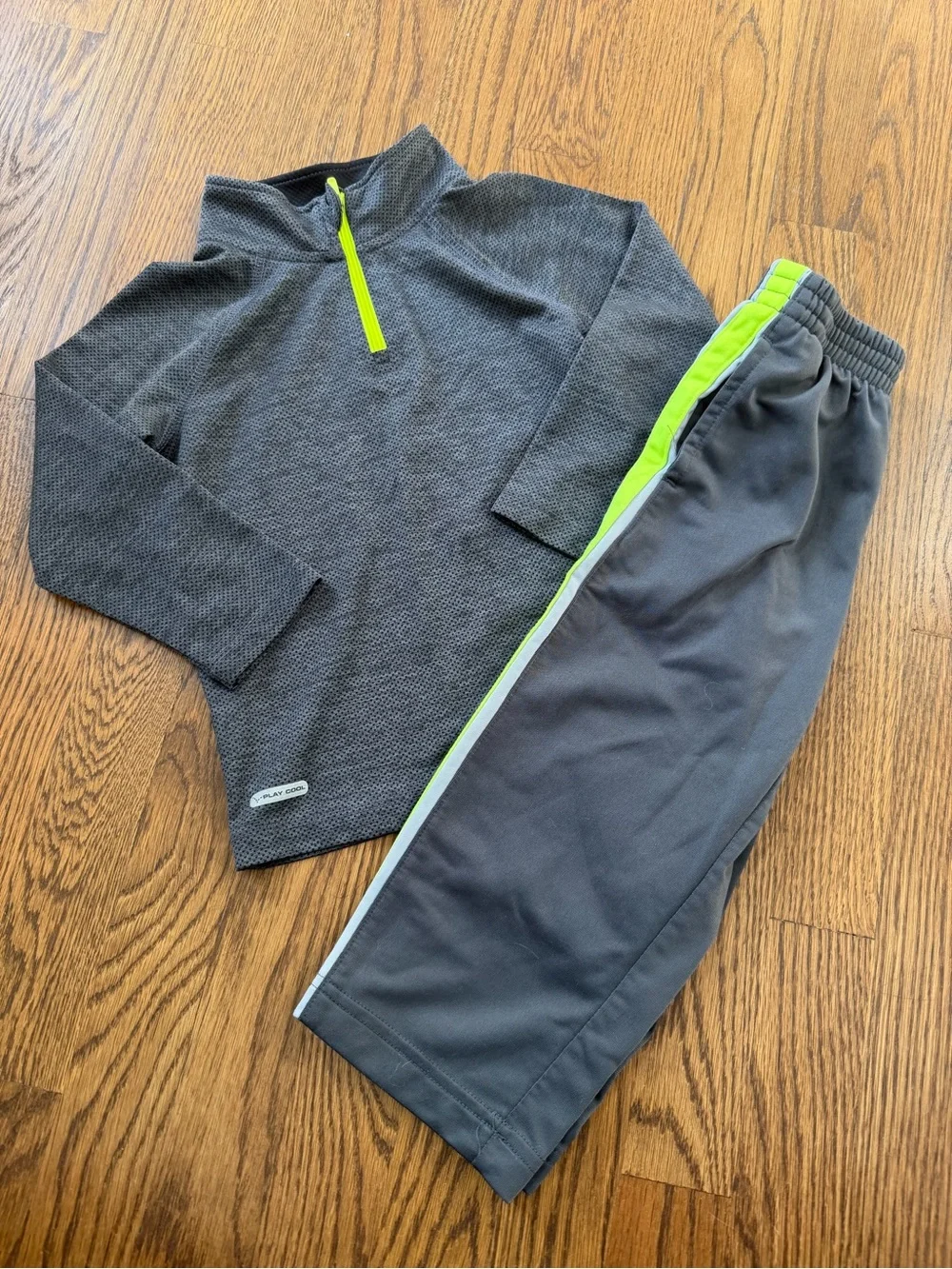 Grey and Lime Green Activewear Outfit, size 2T
